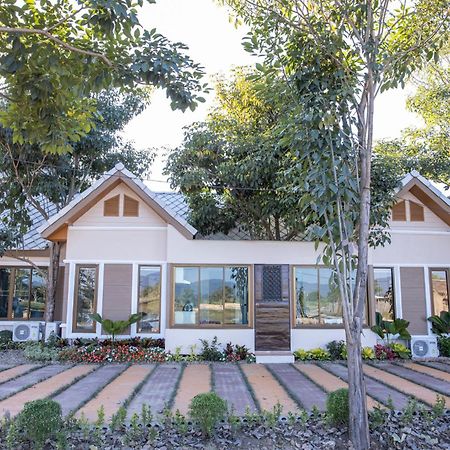 Mana-An Lake Hill Resort Villa 치앙마이 외부 사진